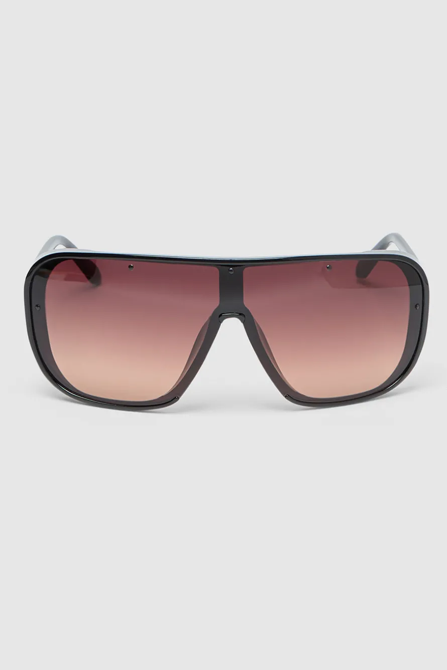 Center Stage Sunglasses
