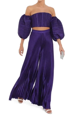 Sirene Off-Shoulder Crop Top